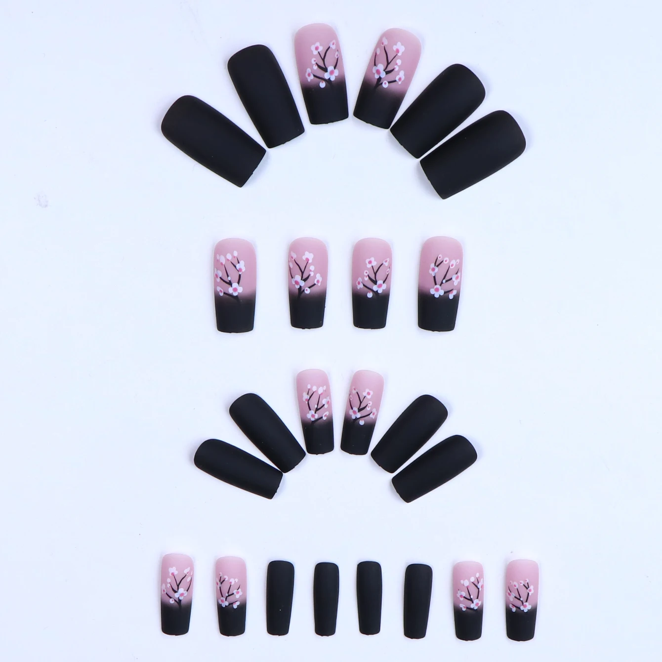 24 pièces fleur de prunier faux ongles rectangulaire faux ongles conception noir dégradé Nail Art artificiel acrylique Nail Art couverture complète Nai
