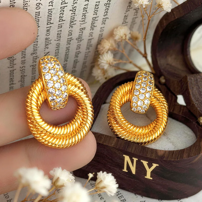 

Daily Versatile Diamond-studded Twist Double Ring Big Stud Earrings For Women 24K Gold AU999 | Suitable for commute and parties