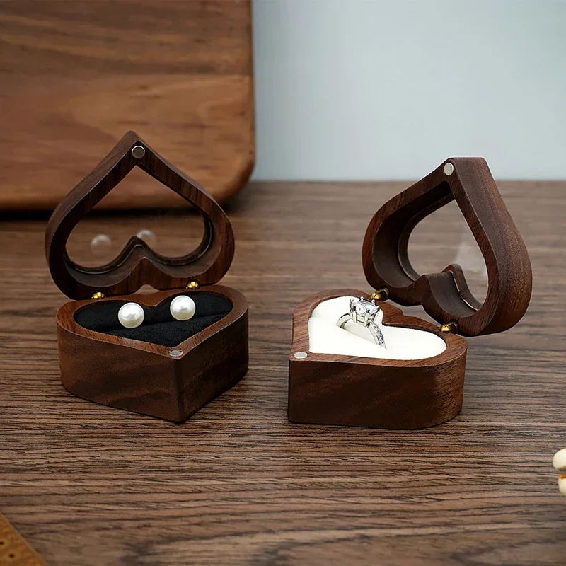 

Wooden Love Shape Ring Box Valentine's Day Wedding Anniversary Gift Box Jewelry Display Storage Box for Wedding