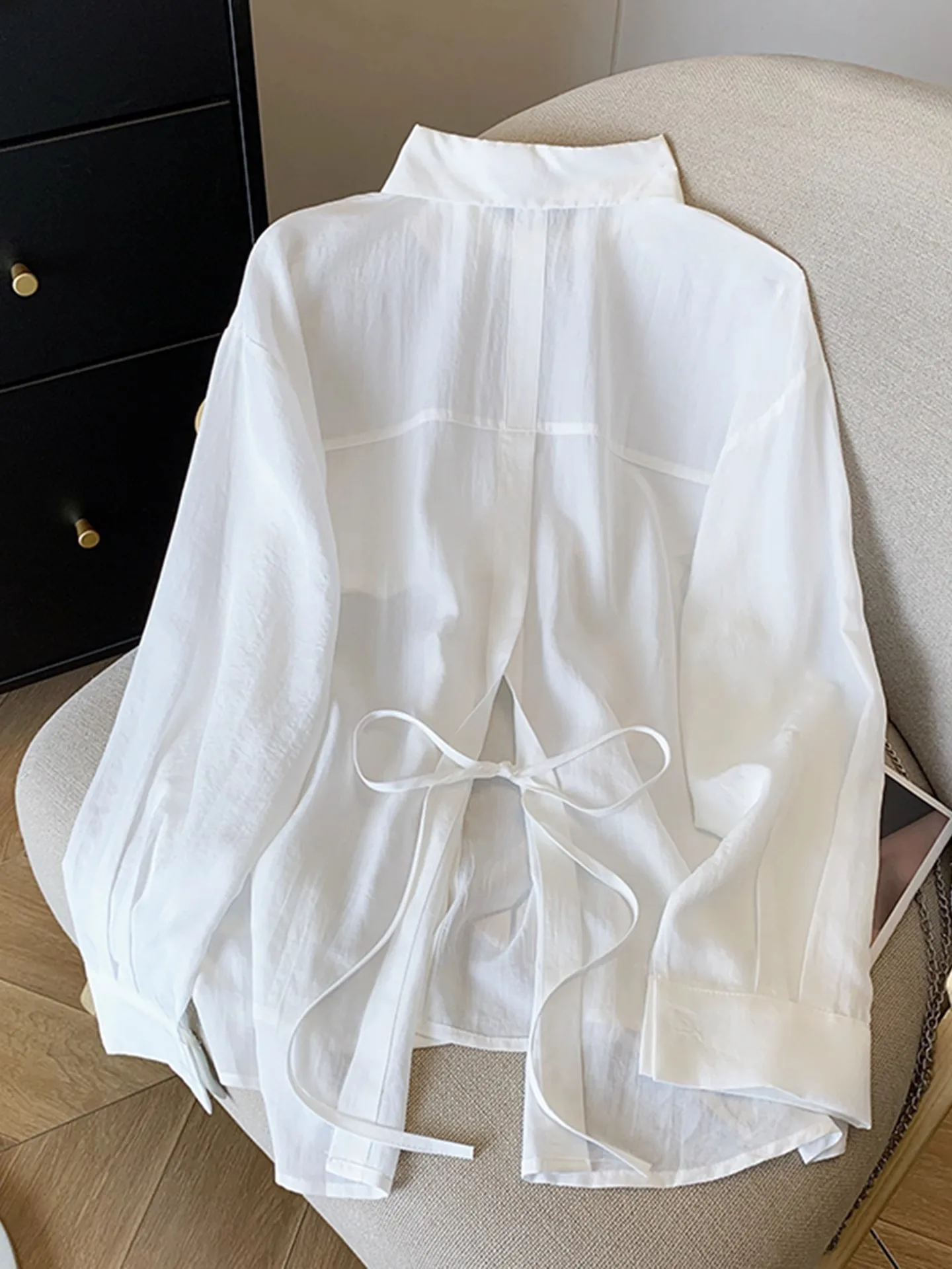 

White Shells Women's Summer Lightweight Ice Silk Tunic Shirt Sun Protection Outerwear Korean Style Loose Fit Long Sleeve