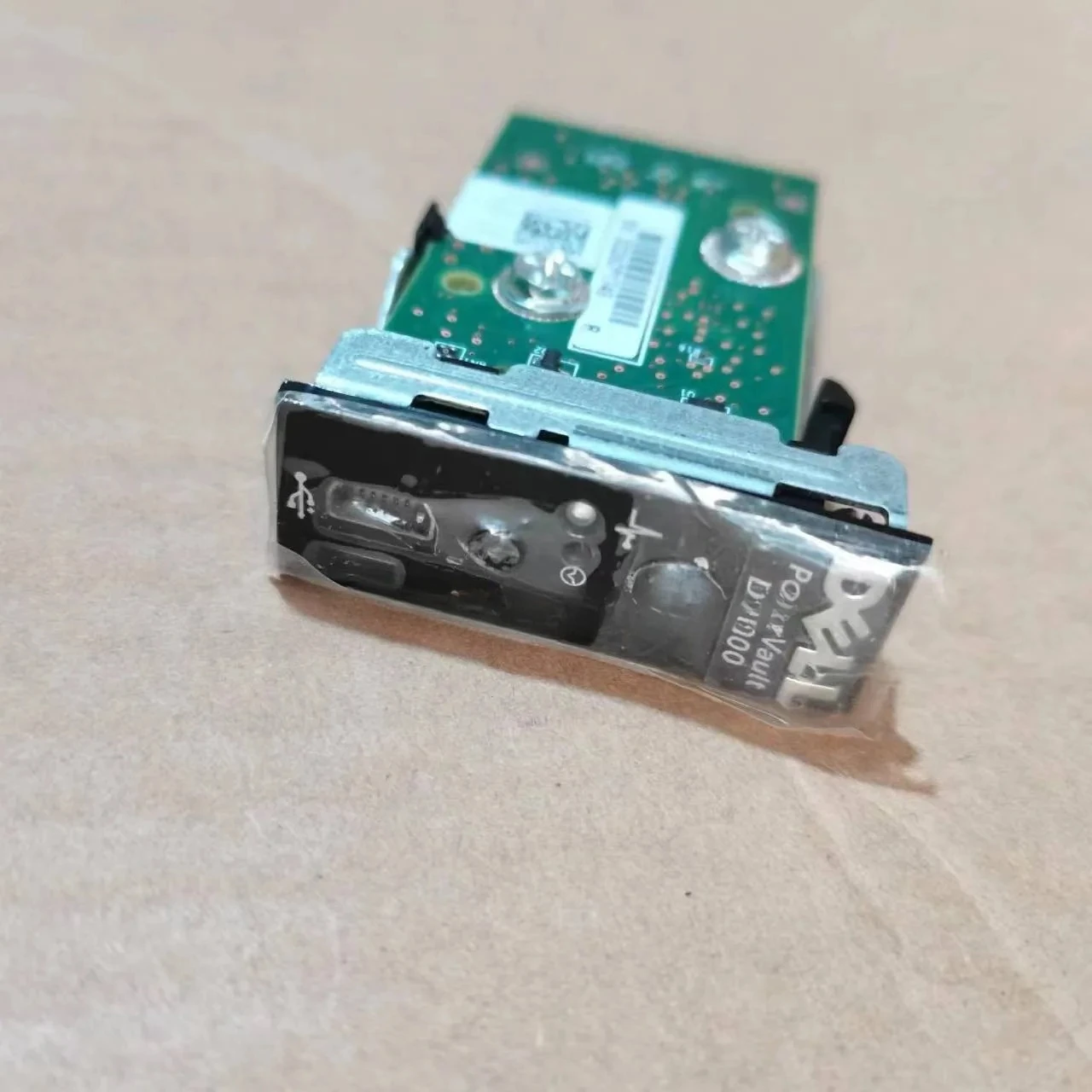 

Новинка для панели управления переключателем POWERVAULT DL4000 XY3MD