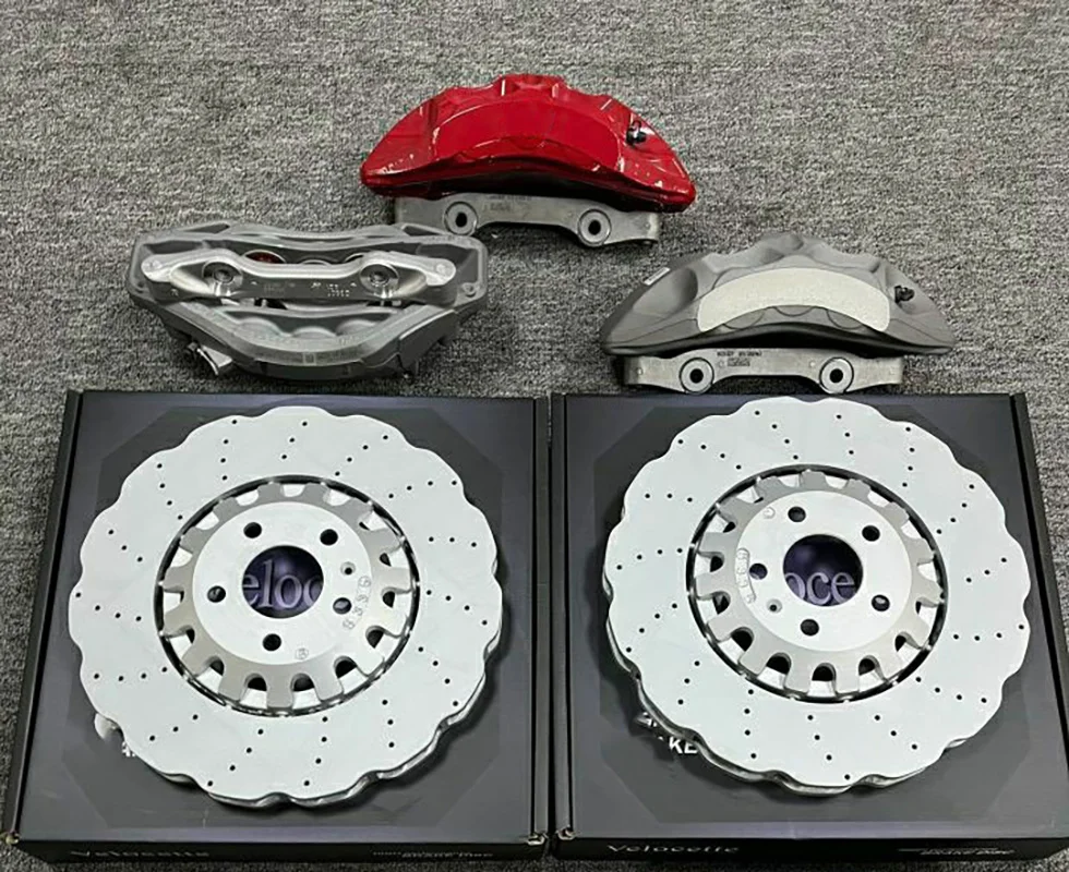 

High quality 9N caliper set, large 6-piston, paired with 355-410mm brake discs, suitable for Volkswagen Golf, CC Magotan, Passat