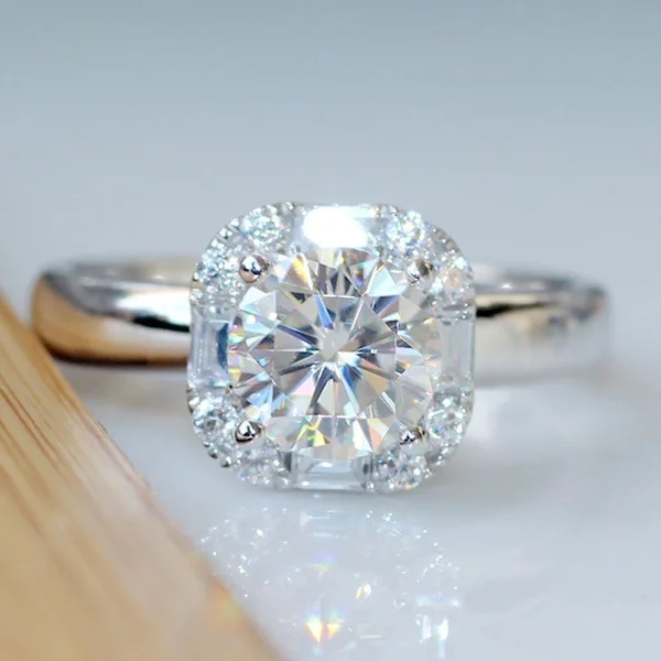 Chic 925 Sterling Silver Round Sparkling Diamond Rings for Women Ideal for Party Engagement and Holiday Celebrations