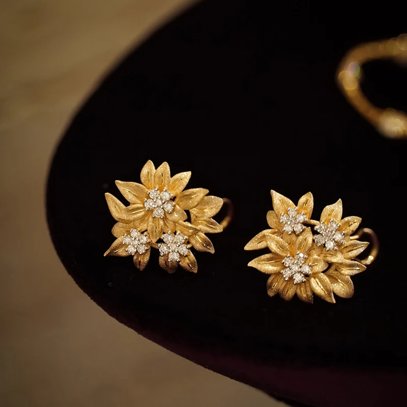 Aazuo Luxury Vintage Jewelry 18K Yellow Gold Real Diamonds Fairy Flower Clip Earrings Women's Engagement Party Jewelry Gift