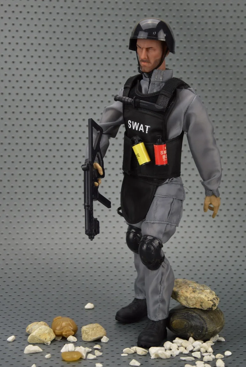 Modelo de juguete de policía de soldado de simulación 1:6, muñeca de camuflaje de 30cm, figuras de modelo militar, adornos decorativos de escritorio, regalos para niños