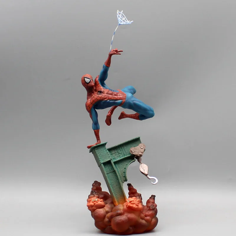 

31cm Gk Spiderman Trendy Figure One-Handed Wire Shooting Position Can Emit Light Collectible Pvc Figures Model Decoration Gift