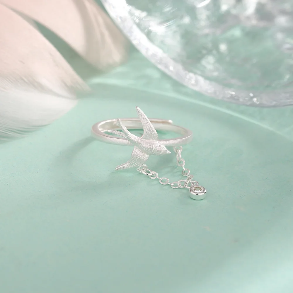 Elegant Little Bird Ring Tassel Frosted Swallow Ring Luxurious Jewelry Adjustable Accessories Birthday Gift
