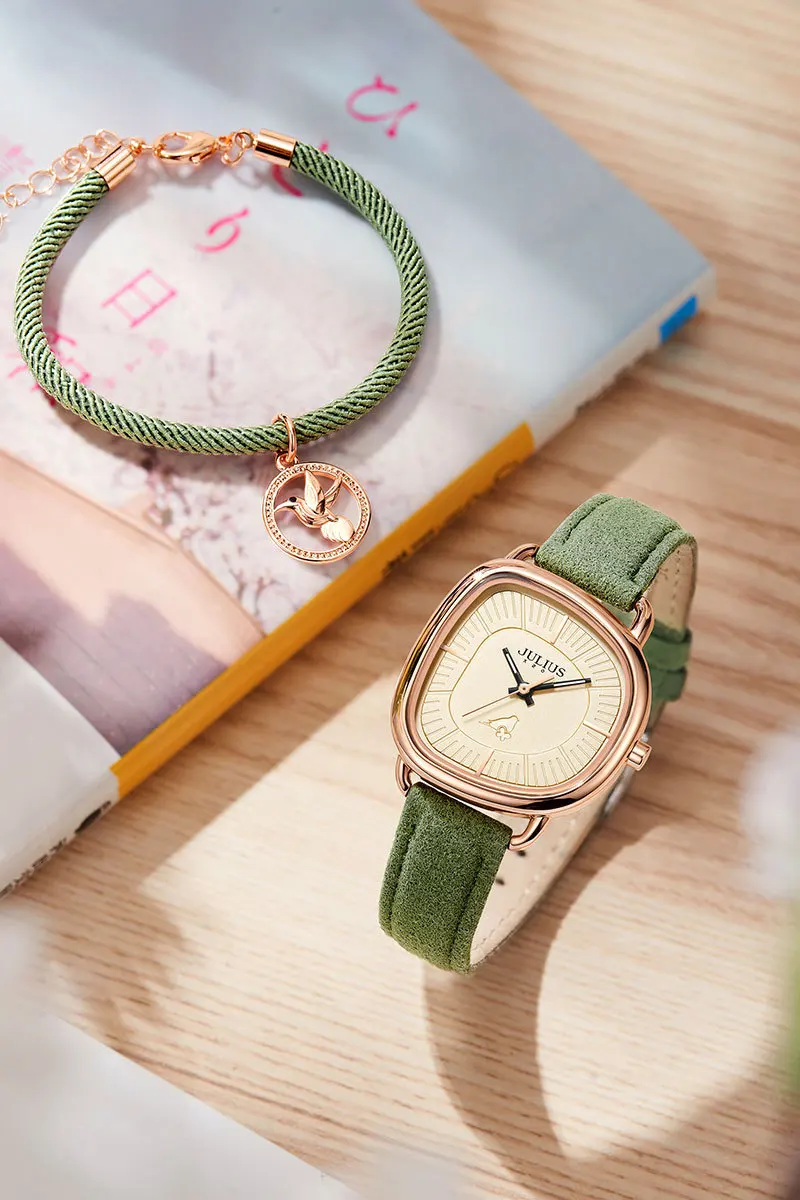 A niche Korean fashion trend lightweight quartz waterproof watch