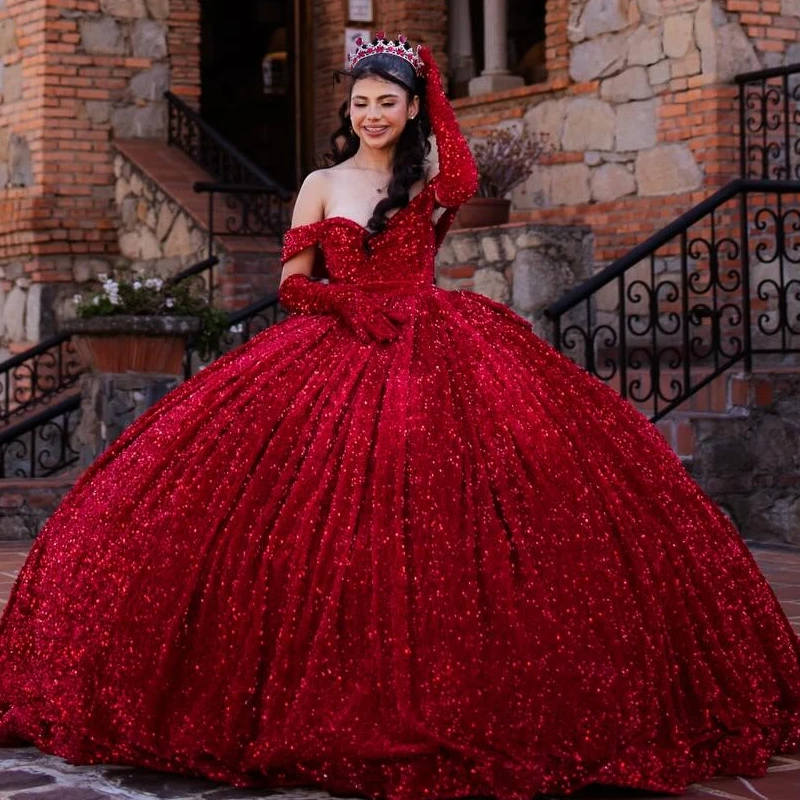 

Red Shiny Quinceanera Dresses Off Shoulder Ball Gown Sweet 16 Dress Sequin Beading Crystal Tull Birthday Party Vestidos 15 De