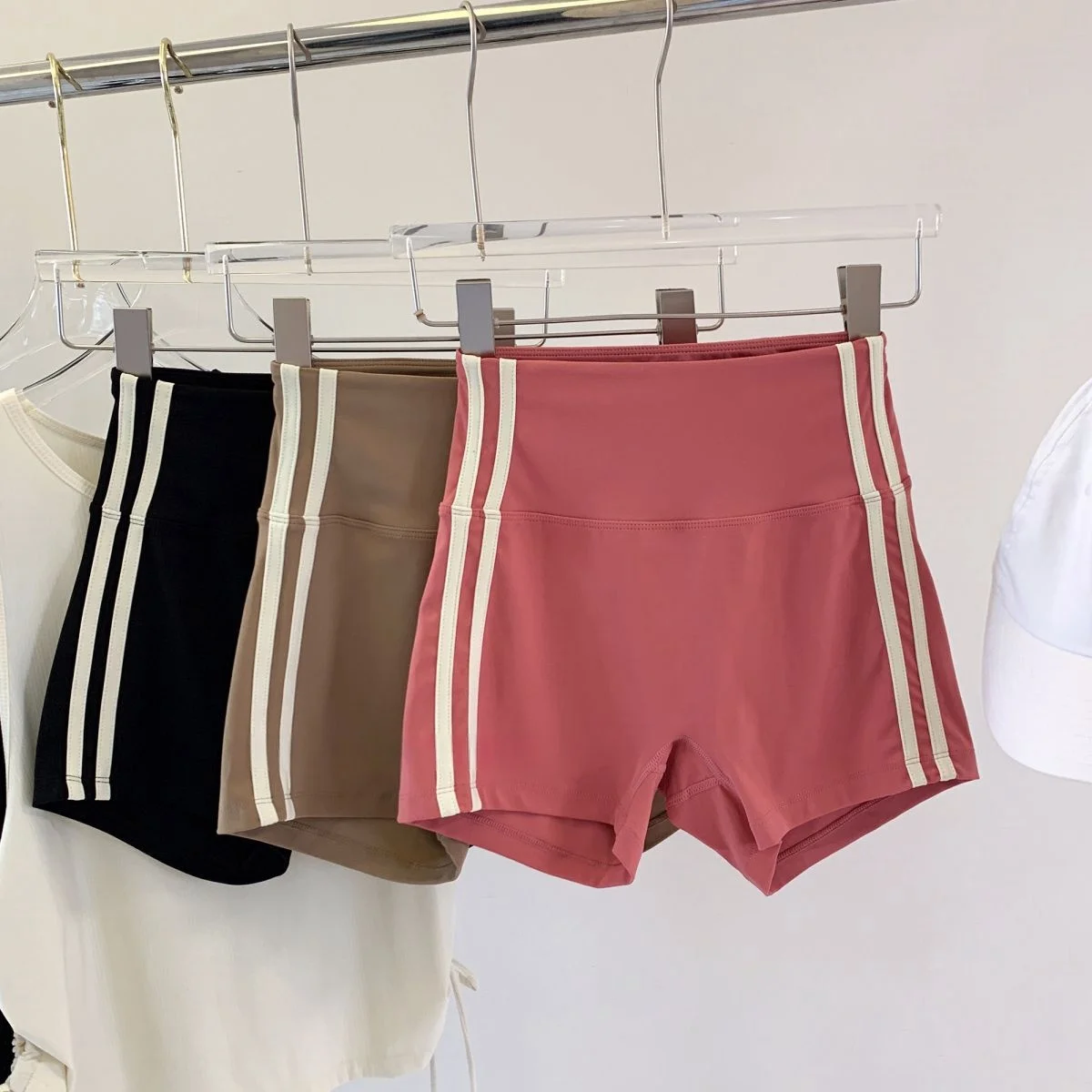 Thumbnail 2 - #9 Ranked Womens Casual Summer Shorts Picks in 2026