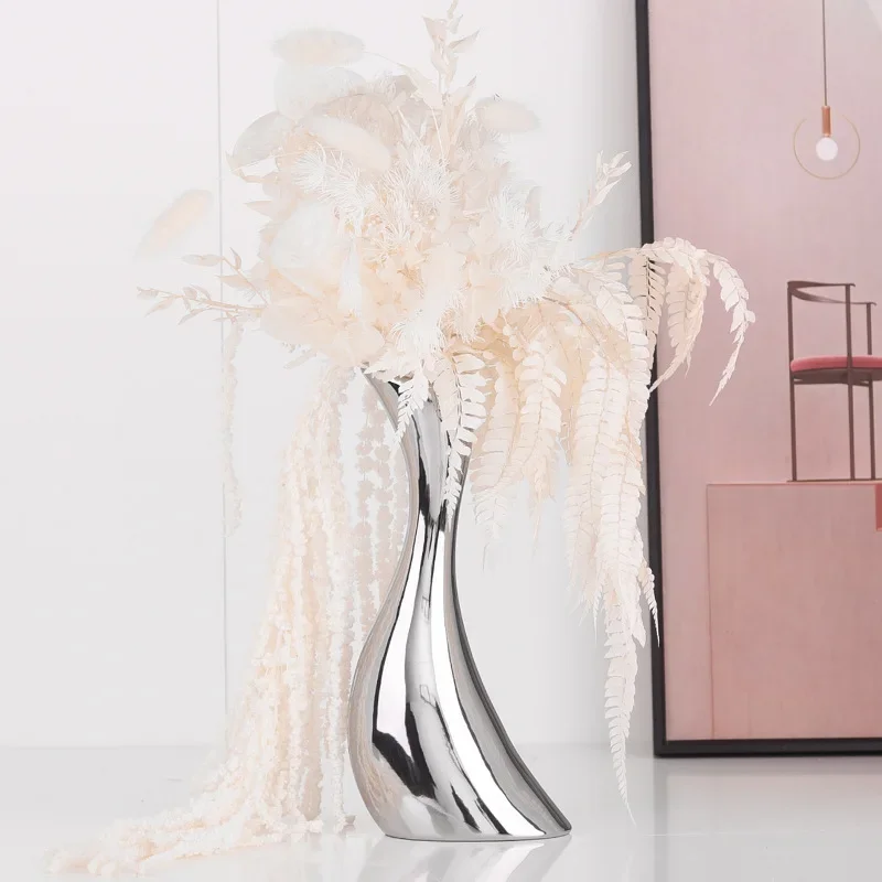 Ornamental Ceramic Vase, Electroplated Silver Simple Style Streamline Shape, Dried Flowers and Flower Arrangements