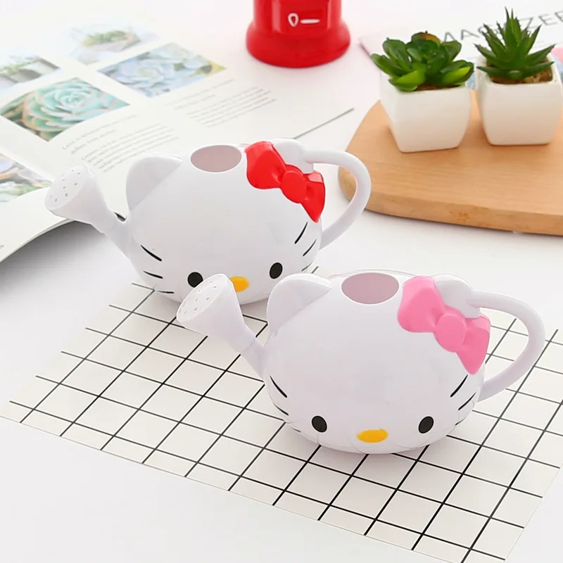 

Sanrio Hellokitty Small watering kettle household watering flower small watering kettle children watering kettle watering kettle