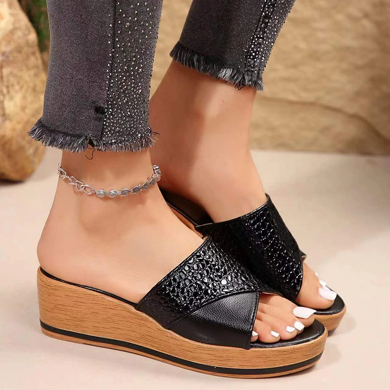 Women's Wedge Heel Slippers Summer 2024 Comfortable Pu Leather Platform Sandals Woman Non Slip Casual Beach Flip Flops Plus Size