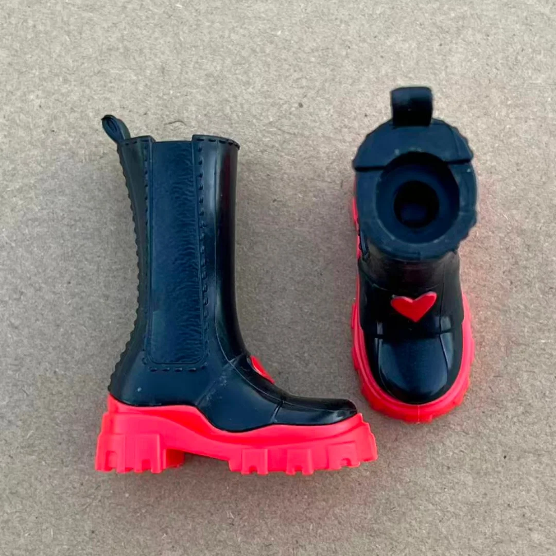 Klassische Tanzpuppe mit dicken High-Heel-Schuhen, Sneakers, bunte Puppenteile, neuartige Dekorationen, Mädchenspielzeug, Geschenk – Detail 19