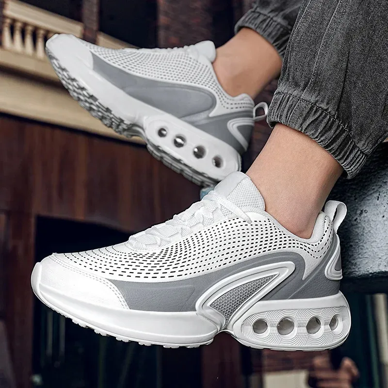 

Trendy Cool Lightweight Running For Men Summer Season Sports Sneakers Mesh Upper Student Teenager Casual Basketball Shoes