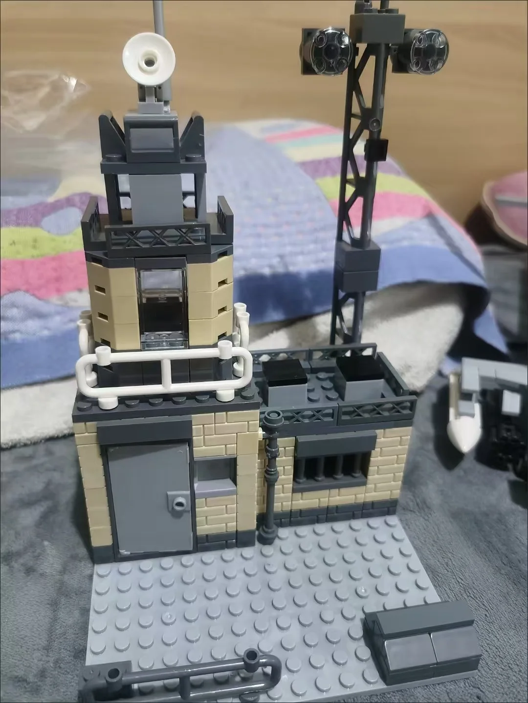 

Строительные блоки станции полицейского интеллекта Второй мировой войны, детские развивающие строительные блоки, игрушки, рождественские подарки, подарки на день рождения