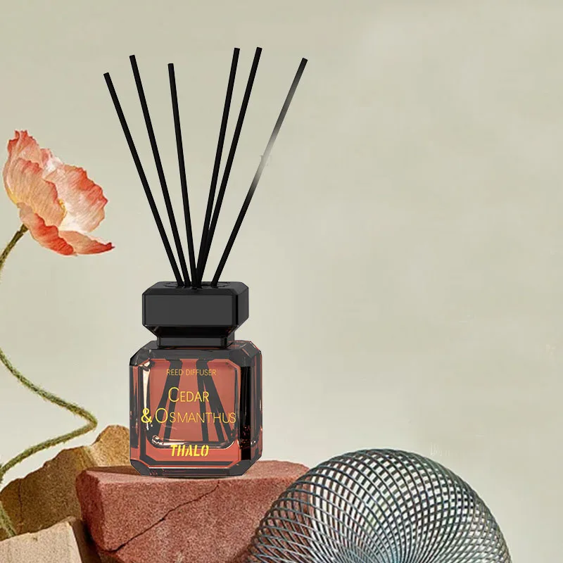 80ml Home Bedroom Aromatherapy Office Living Room Fragrance Diffuser Toilet Deodorant Oil Diffuser Humidifier Family Decoration