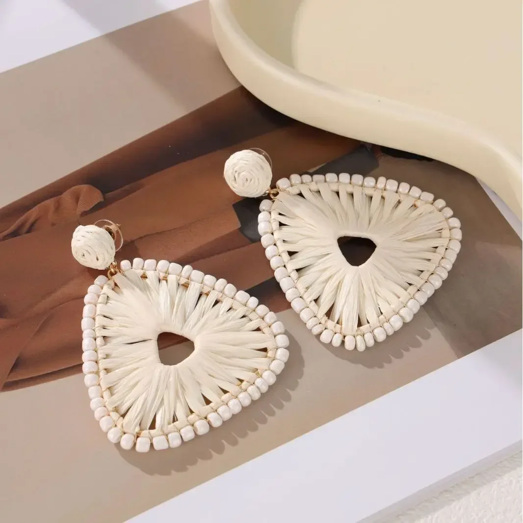 

Raffia Hand Woven Triangle Earrings for Girls Creative Rice Beads Lightweight Cute Earrings Ladies Graduation Gift