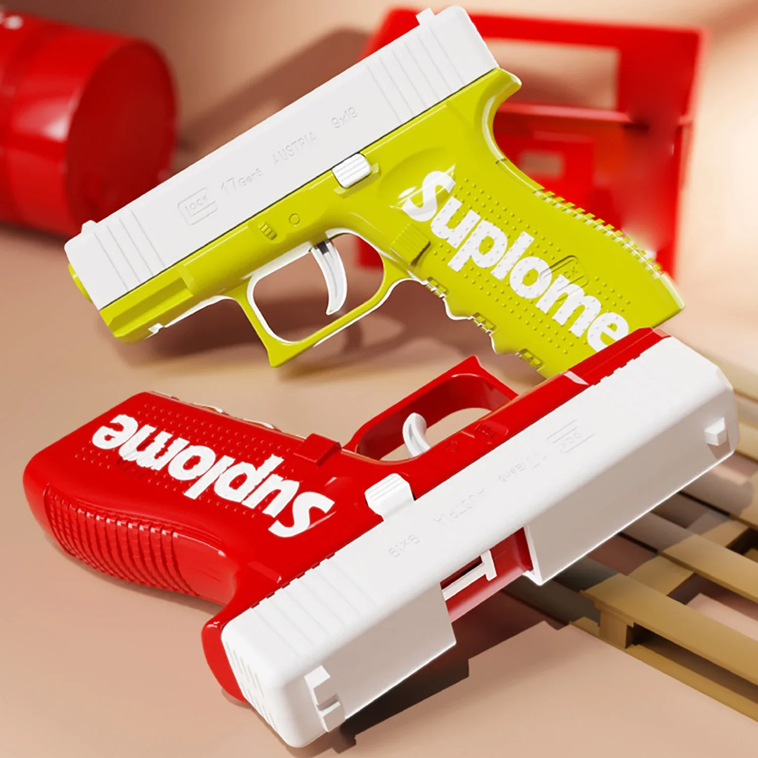 اضغط يدويًا على ألعاب مسدس الماء لرش الماء بالضغط العالي ونطاق طويل يسبب مصاربات المياه المستمرة في الداخل #4