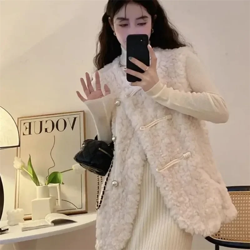 

Lamb Wool Vest Jacket Women Autumn Winter Korean Fashion Sleeveless Female Gilet Buttons Casual Cardigan Waistcoat