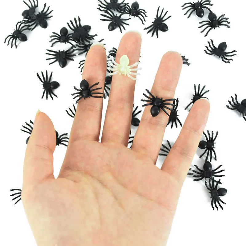 50pcs Halloween Luminous Spiders Mini Black Plastic Fake Spider Toys Haunted House Spider Decor Funny Joke Prank Realistic Props