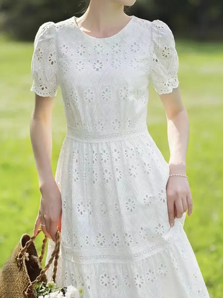 

Women Summer Embroidery Elegant Short Sleeve O-Neck Slim Waist Elegant Dresses Vestidos Robe Femme White Lace Hollow Out Dress