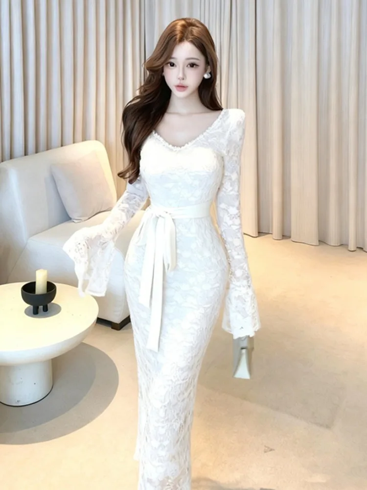 

Элегантное белое кружевное женское длинное платье с V-образным вырезом, приталенное, облегающее, осенне-зимнее, с эффектом высокого класса, индивидуальное.
