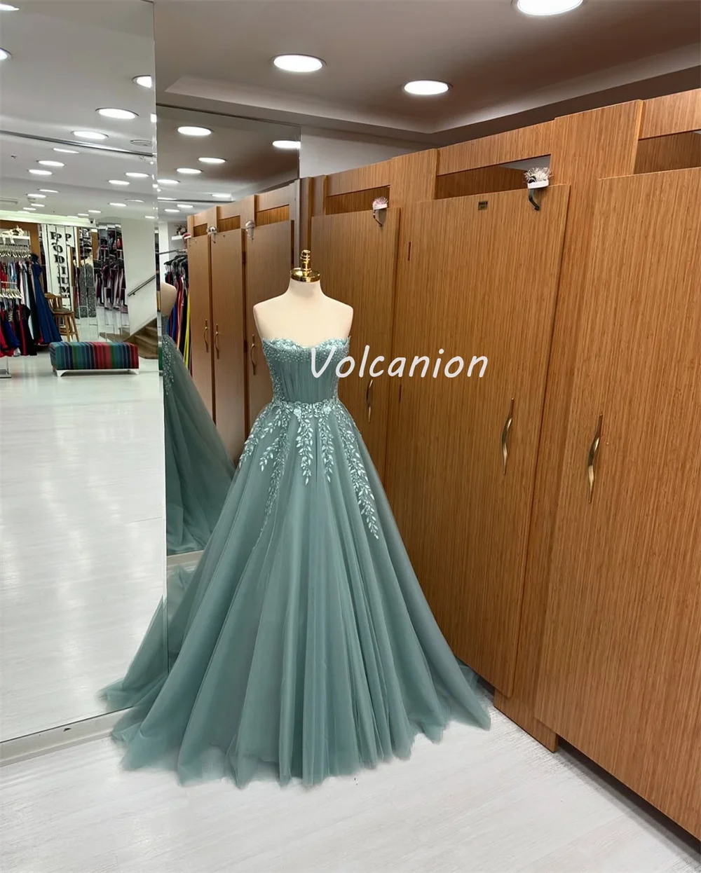 Customized Chinese Style High Quality Tulle Rhinestone Beading Draped Ball Gown Strapless Long Dresses Bespoke Occasion Dresses
