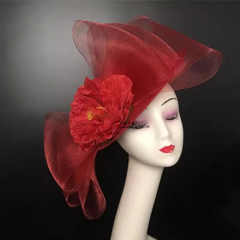 

New European Romantic Red Flower Headdress, Creative Headwear For Celebrity Ladies Stage Walk And Cinema Design