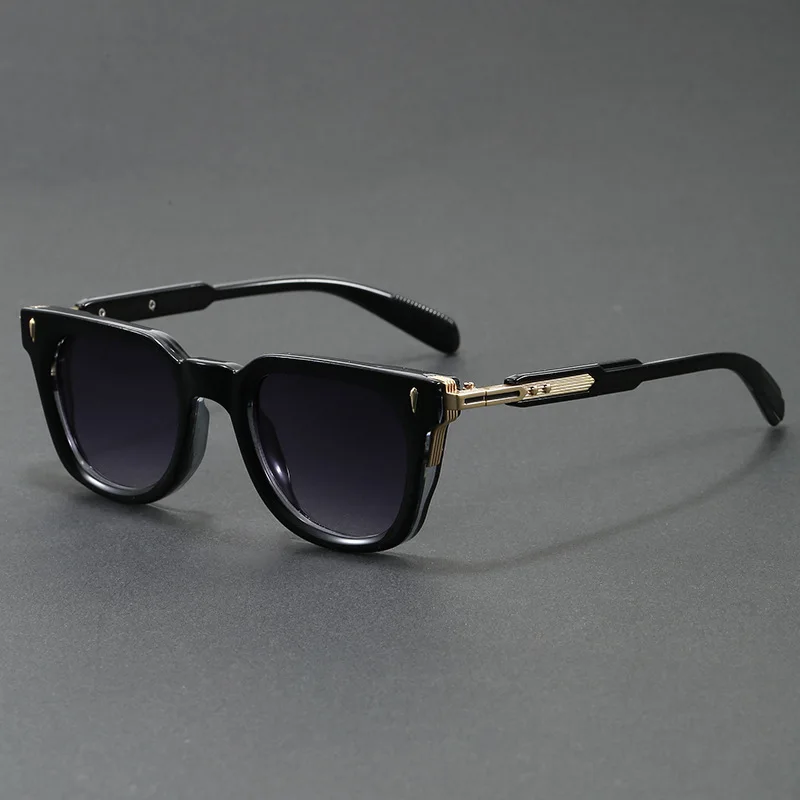 Vintage Classic Rivet Square Punk Sunglasses Women For Men Outdoor Driving Popular Eye Glasses Luxury Brand Designer Sun Glasses