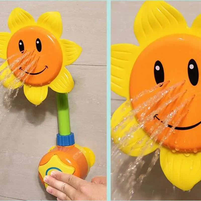 [Funny] Bath Sunflower Water spray Faucet Infant Shower Water Summer Beach Toys Smiling face playing water paddle tap baby toy