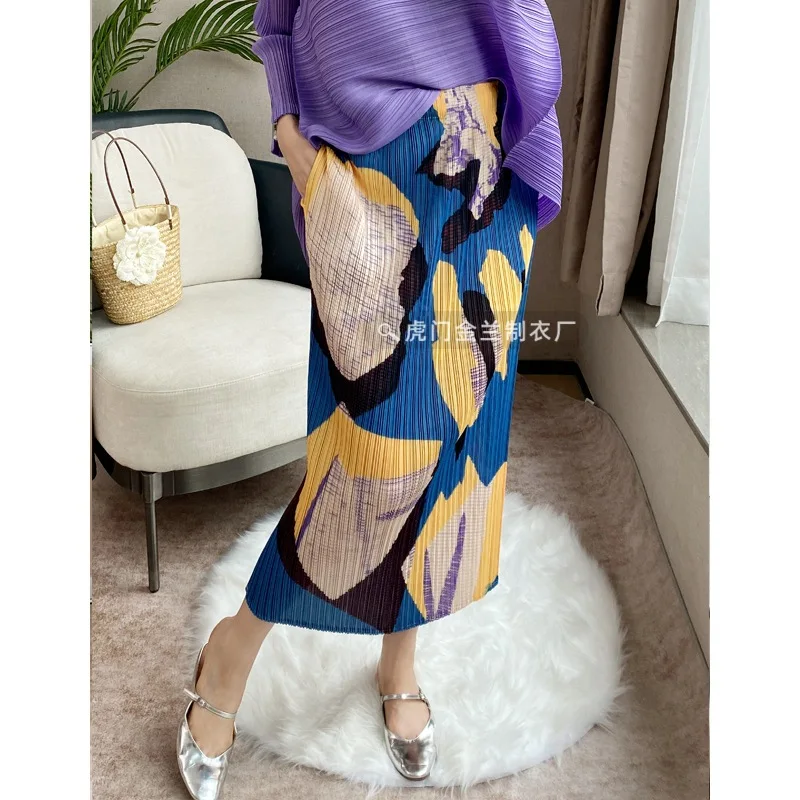 

Miyake Pleated Long Skirt Printed Design 2025 Spring and Summer New High-waisted Thin Straight Skirt Temperament Women's Skirt