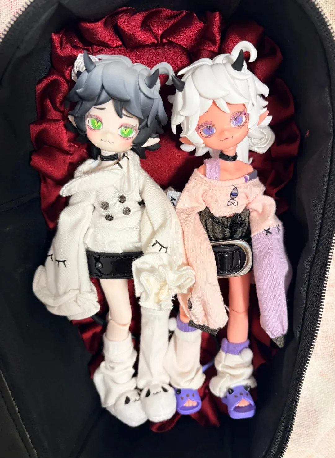 Cooze 1/8 Bjd قرون الشيطان صندوق أعمى المنقولة دمية زخرفة ألعاب رائعة الحركة المشتركة الإبداعية سطح المكتب جمع اللعب