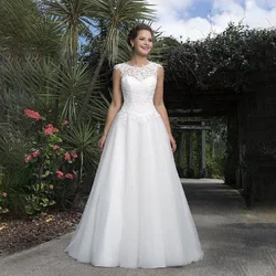 MANRAY Floor Length Tulle Gown White A-Line Wedding Dresses for Women Scoop Neck Lace Neckline Lace Up Back Bridal Gowns