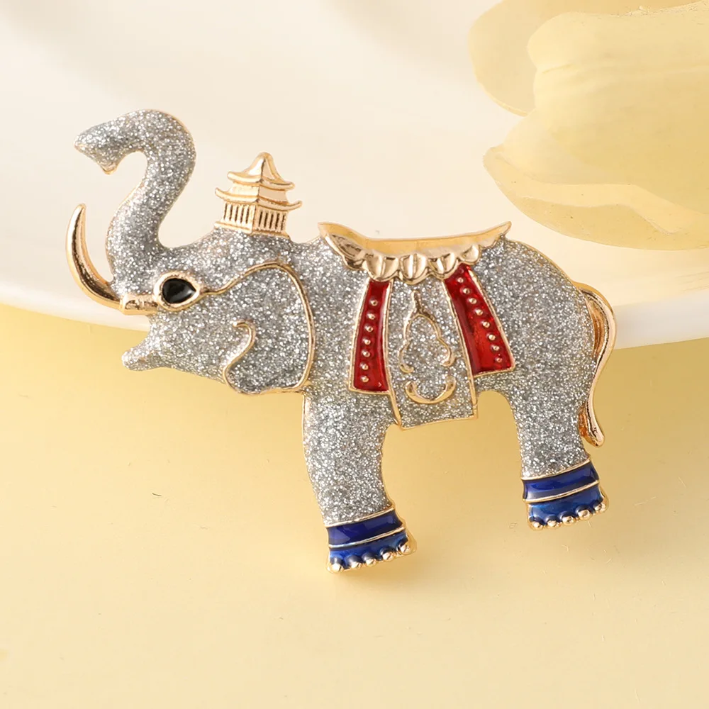 Creative fashion cute animal mighty majestic elephant brooch high-end niche jewelry pin men's and women's clothing accessories