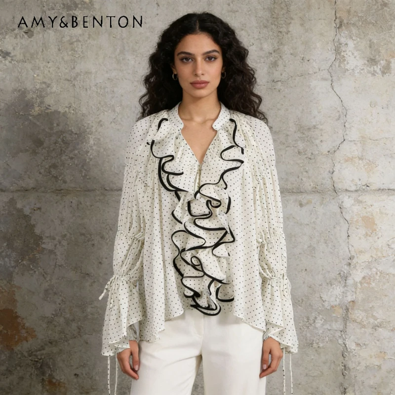 

Французский дизайн, асимметричная женская рубашка, новинка лета 2026, с V-образным вырезом, рукавами с рюшами на плечах, милый и стильный топ в горошек для женщин