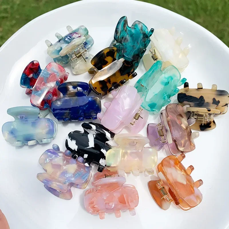 Small Fresh Colorful Women Claw Clip Elegant Cute Acetate Girls Hair Clips Simplicity Headwear Mini Shark Clip Hair Accessories