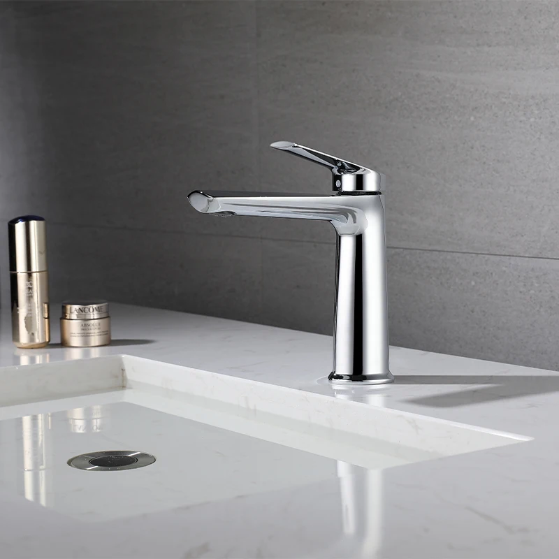 Lavatory Basin Sink Faucet One Handle Hot and Cold Mixer Tap Deck Mounted Single Hole Bathroom Vanity Sink Faucets Chrome