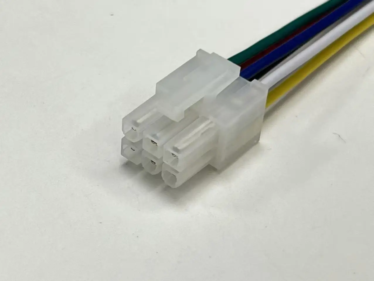 39012060 Wire harness, MOLEX MINI FIT 4.2mm Pitch Cable, 39-01-2060, 6P, 5557-06R With Leads