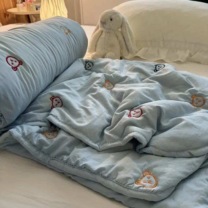 Blue Thin Quilt Soft Summer Air-Conditioned Four Seasons Comforter with Embroidery Machine Washable Single Queen Size Blanket