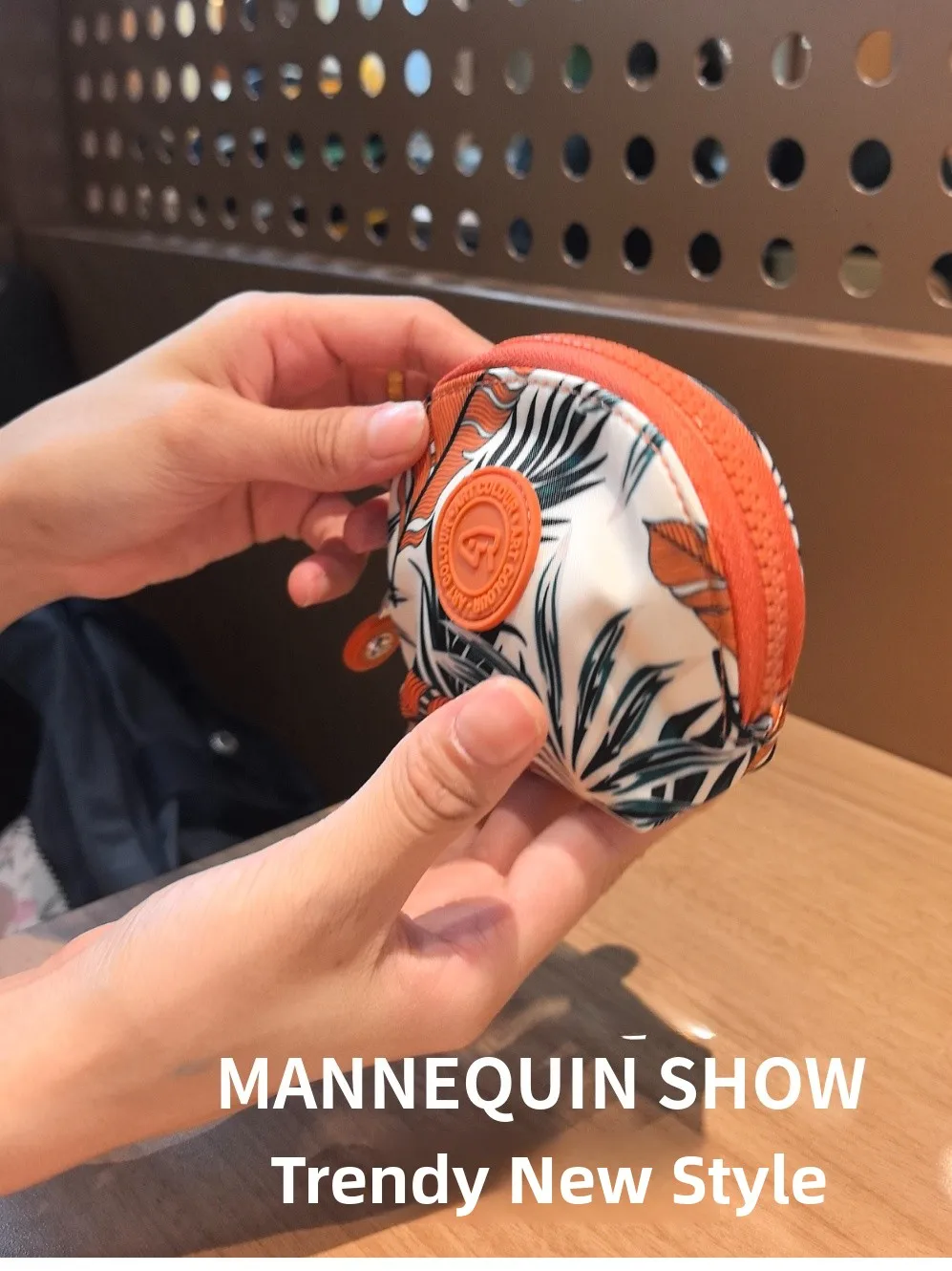 porta-moedas-chaveiro-moderno-porta-cartoes-e-bolsa-para-fones-de-ouvido-carteira-de-mao-com-toque-sofisticado-novo-e