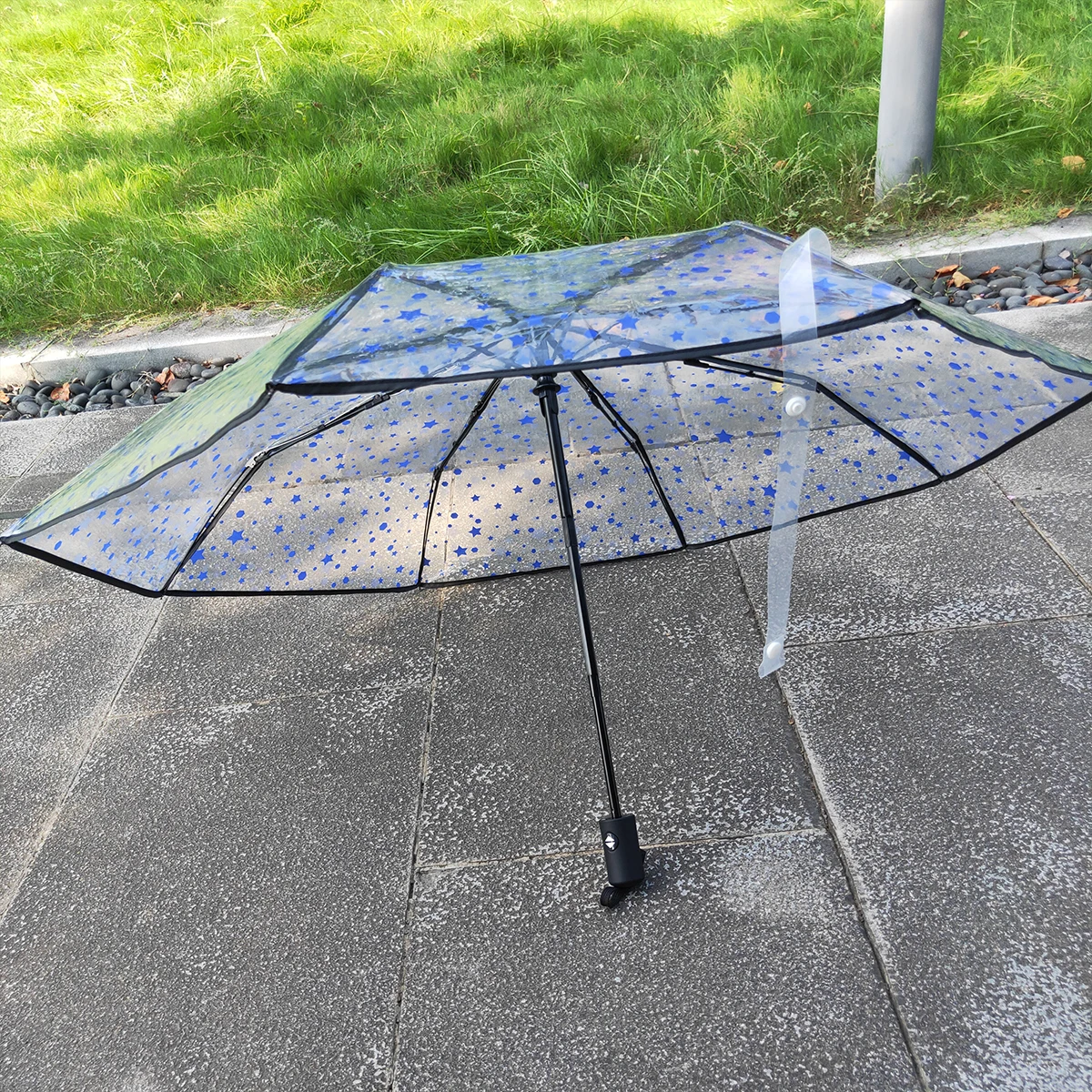 1 Piece of Transparent Umbrella with Star Pattern Pvc Material, Waterproof and Windproof, Portable Umbrella, Suitable for Travel and Work Clothing, Christmas Gift