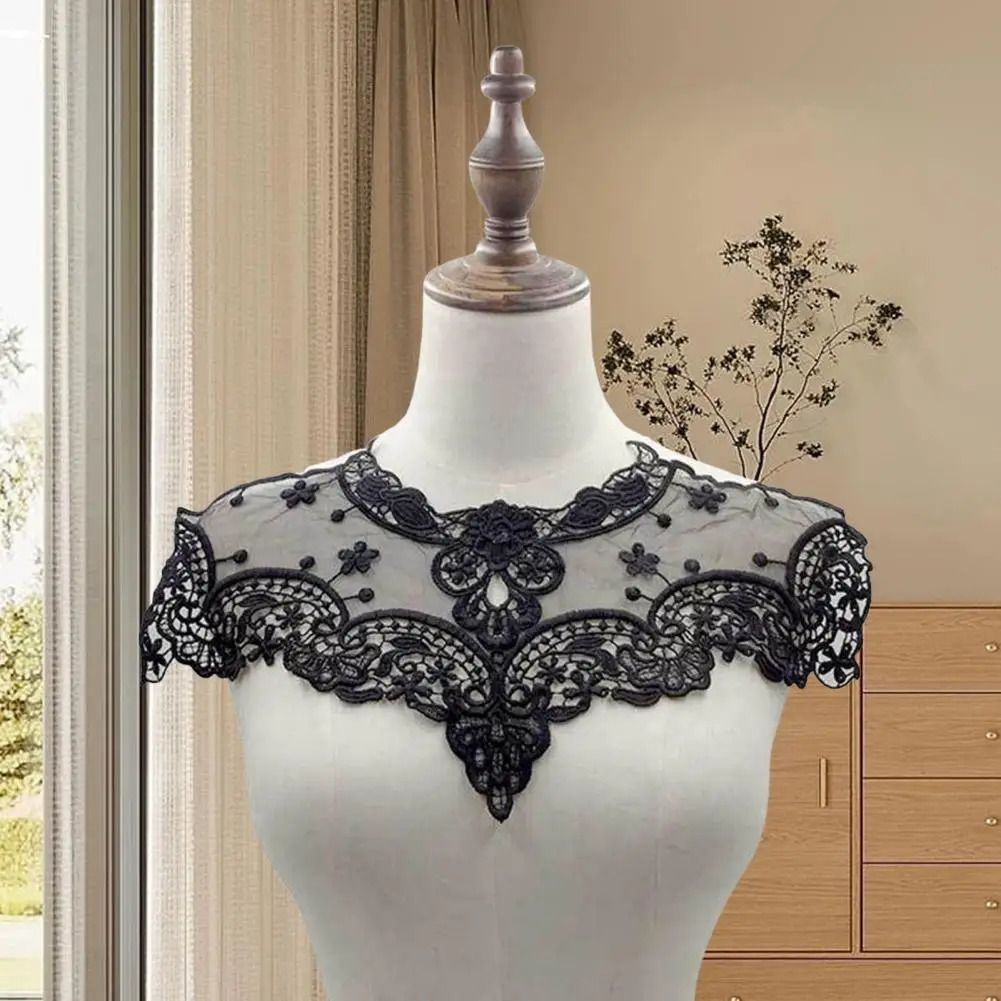 Soft Milk Silk Collar Fake Collar Lace Embroidery Elegant Lace Embroidered Fake Collar with Hollow Design Flower Pattern