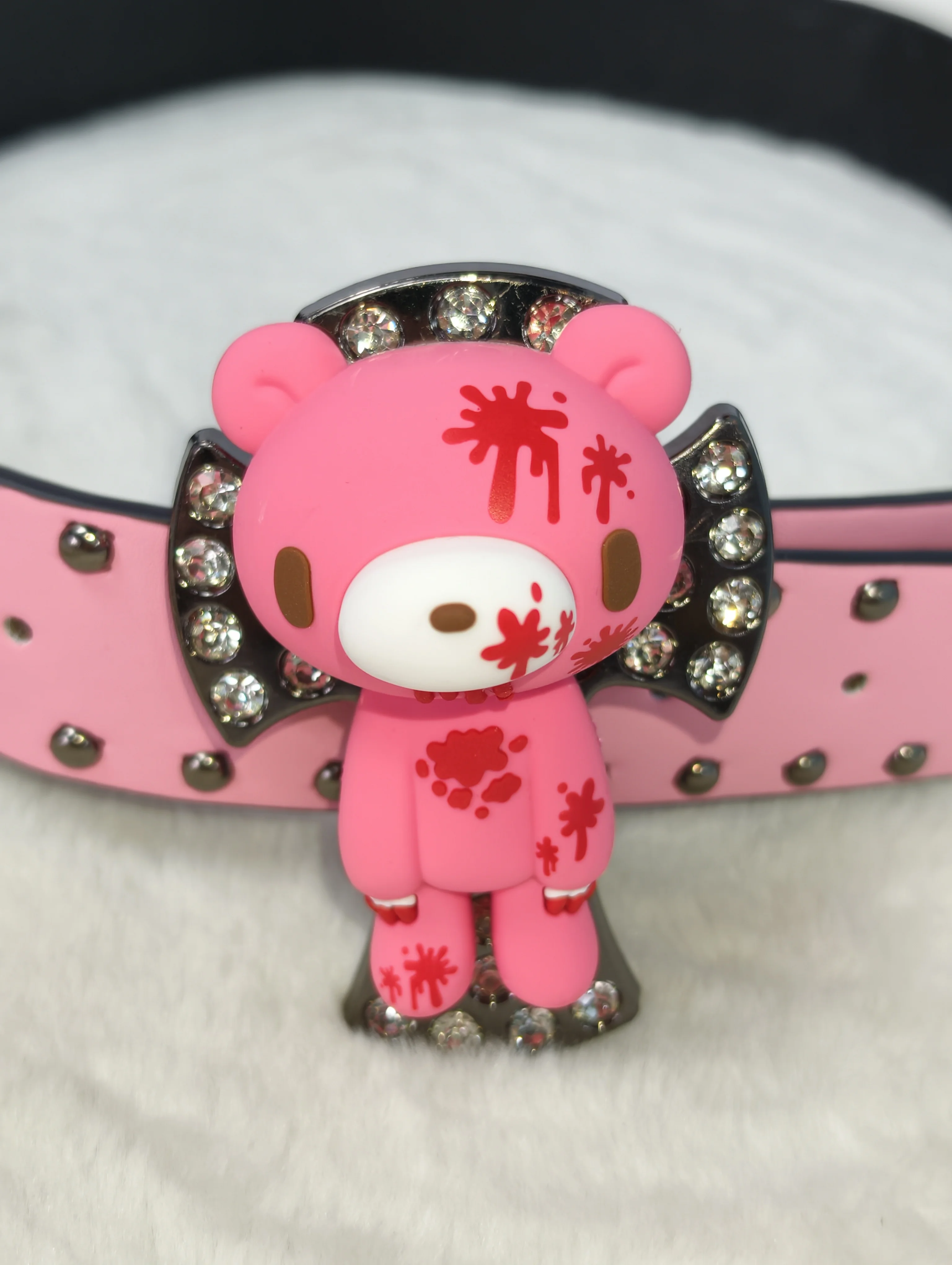 Y2K Pink Rivet Belt Bear Rhinestone Bat Buckle PU Leather Waistband Punk Gothic Harajuku Streetwear Jeans Decor Belt view 5
