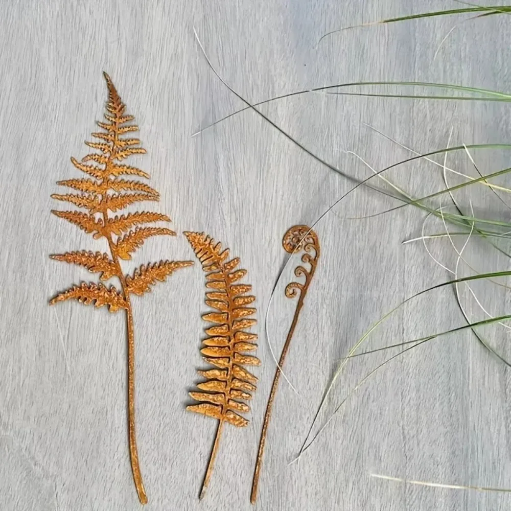 [العلامة التجارية] حصة حديقة من أوراق السرخس المعدنية الصدئة - قطعة واحدة من فن باقة النباتات العتيقة، زينة ديكور حديقة المنزل