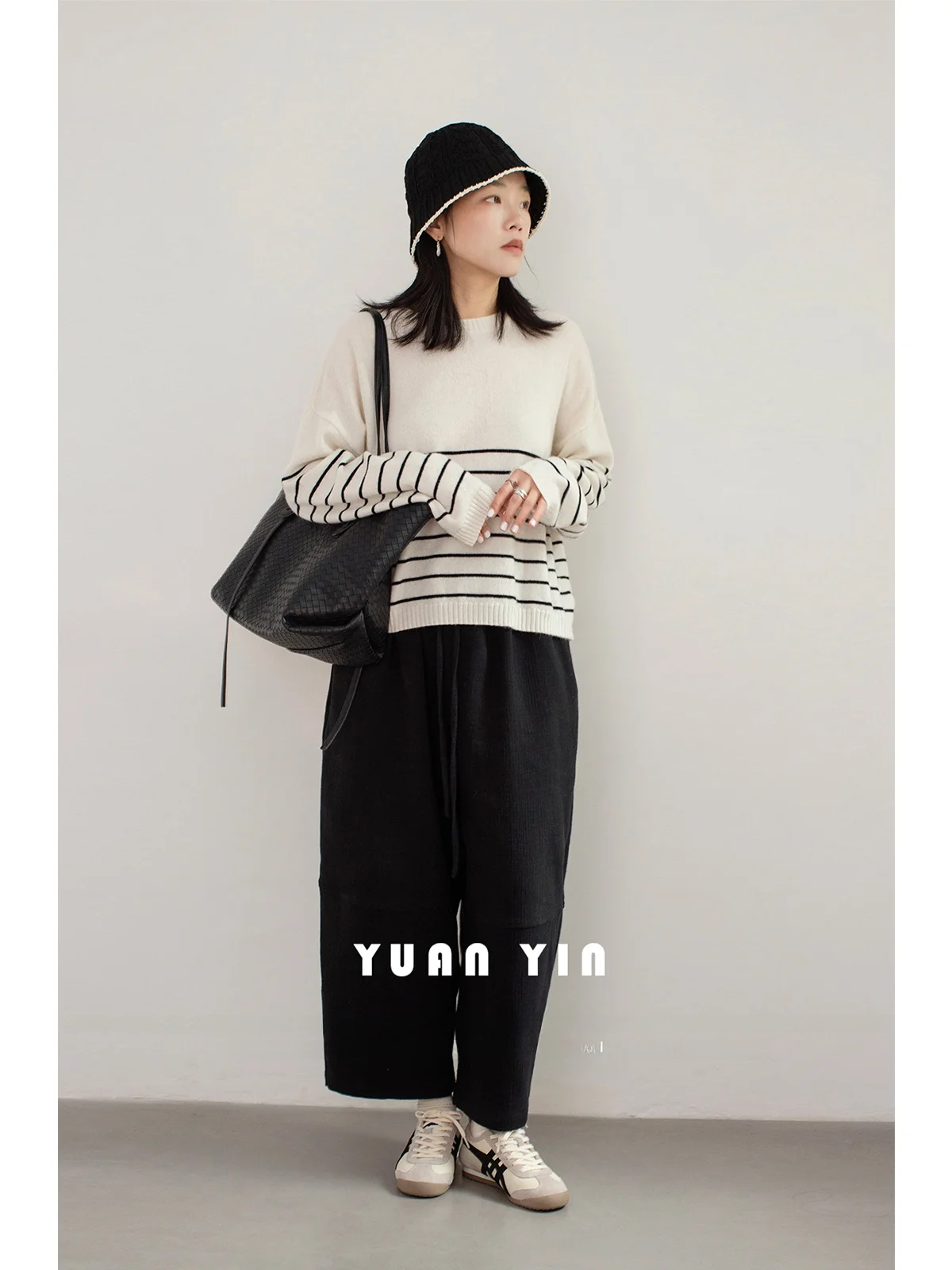 

Новый женский весенне-летний вязаный облегающий круглый камуфляжный свитер в полоску, винтажный топ прямого кроя, длинный све