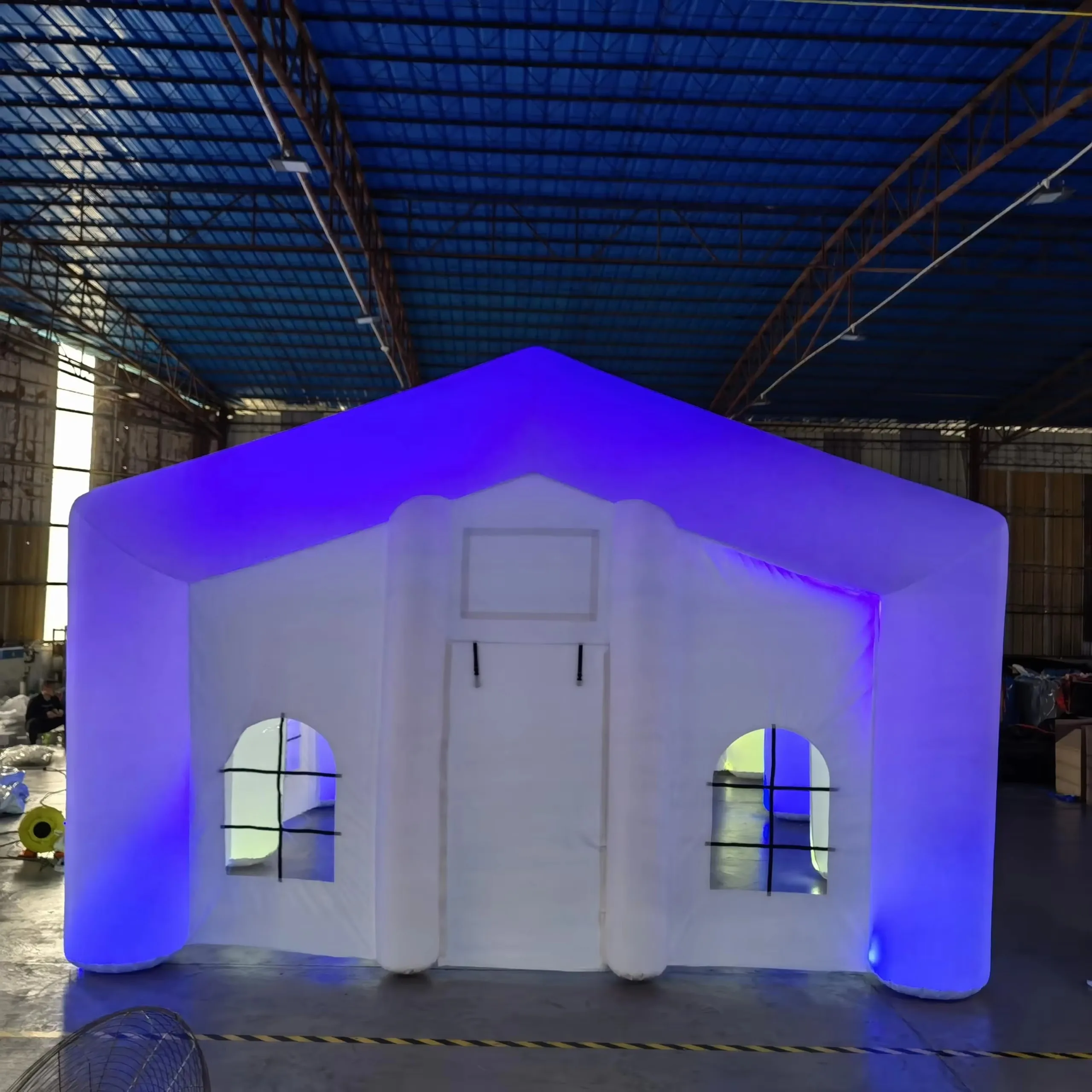 Customized Large Inflatable Nightclub Cube Tent with LED Lighting Suitable for Birthday Parties/Friend Gatherings with Blower