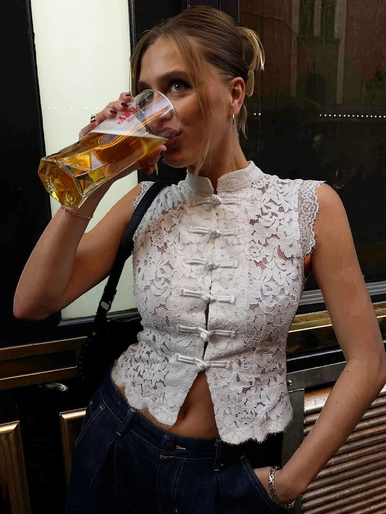 Vintage Button-front Tank Top Women Hollow Out Split Flower Lace Mandarin Collar Crop Summer Chic Sleeveless Shirt Blouses Vest