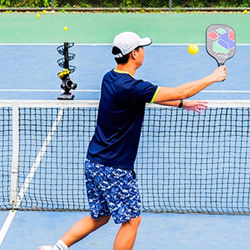 Maszyna do serwowania Pickleball 3802pbh może automatycznie huśtać się dla jednej osoby, aby ćwiczyć uderzanie sprzęt treningowy w pikleball