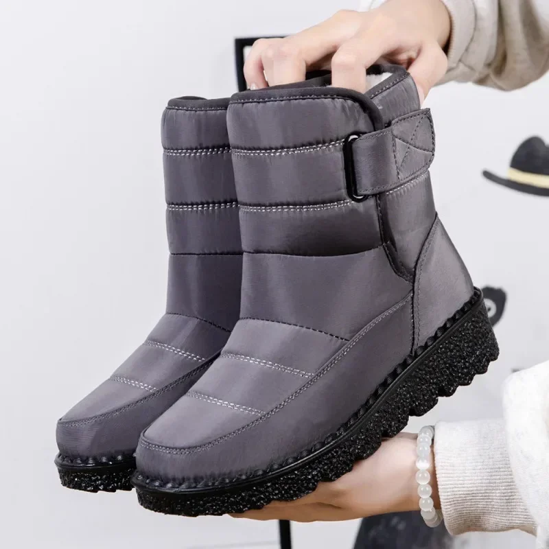 Botas de neve de inverno mulheres antiderrapantes botas impermeáveis sapatos de plataforma para mulheres botas de tornozelo quentes sapatos acolchoados de algodão botas de mujer